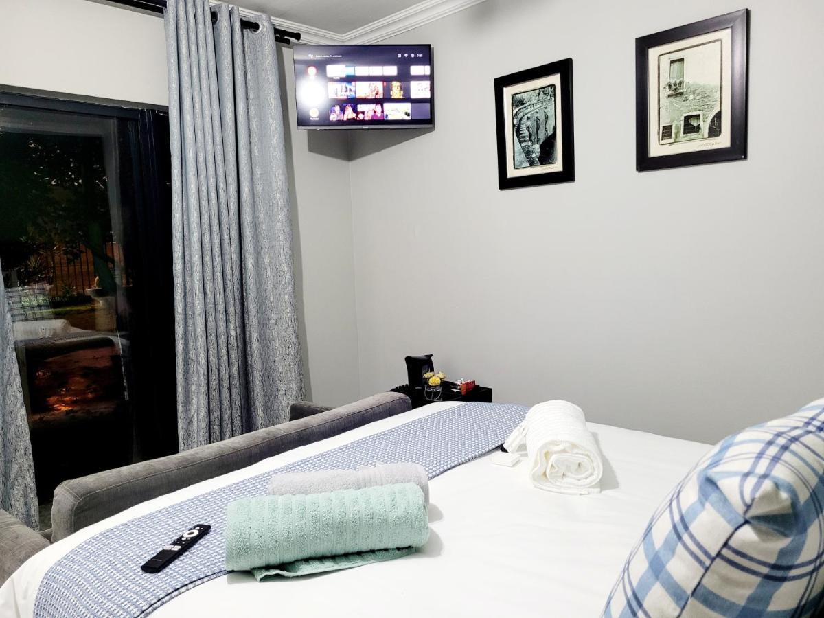 Ayana Bnb Bloemfontein Buitenkant foto
