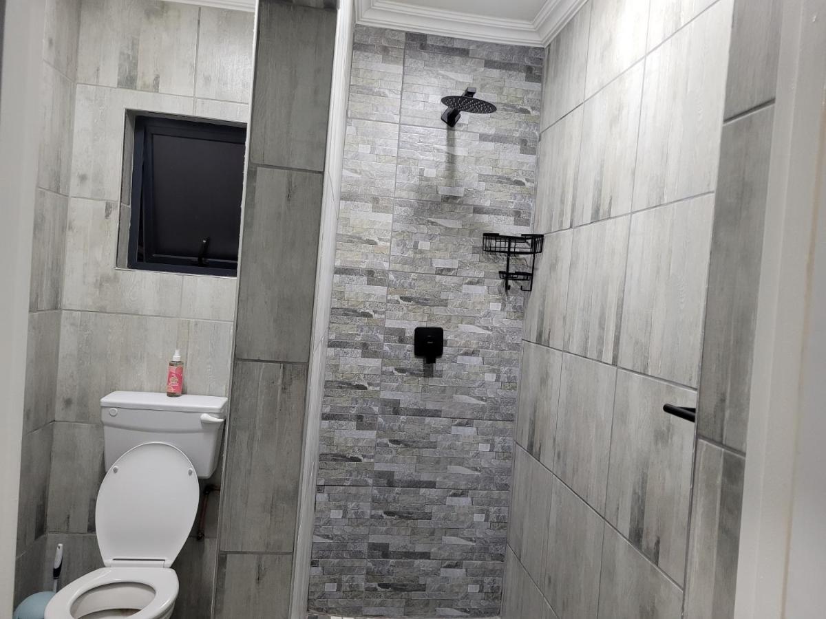 Ayana Bnb Bloemfontein Buitenkant foto
